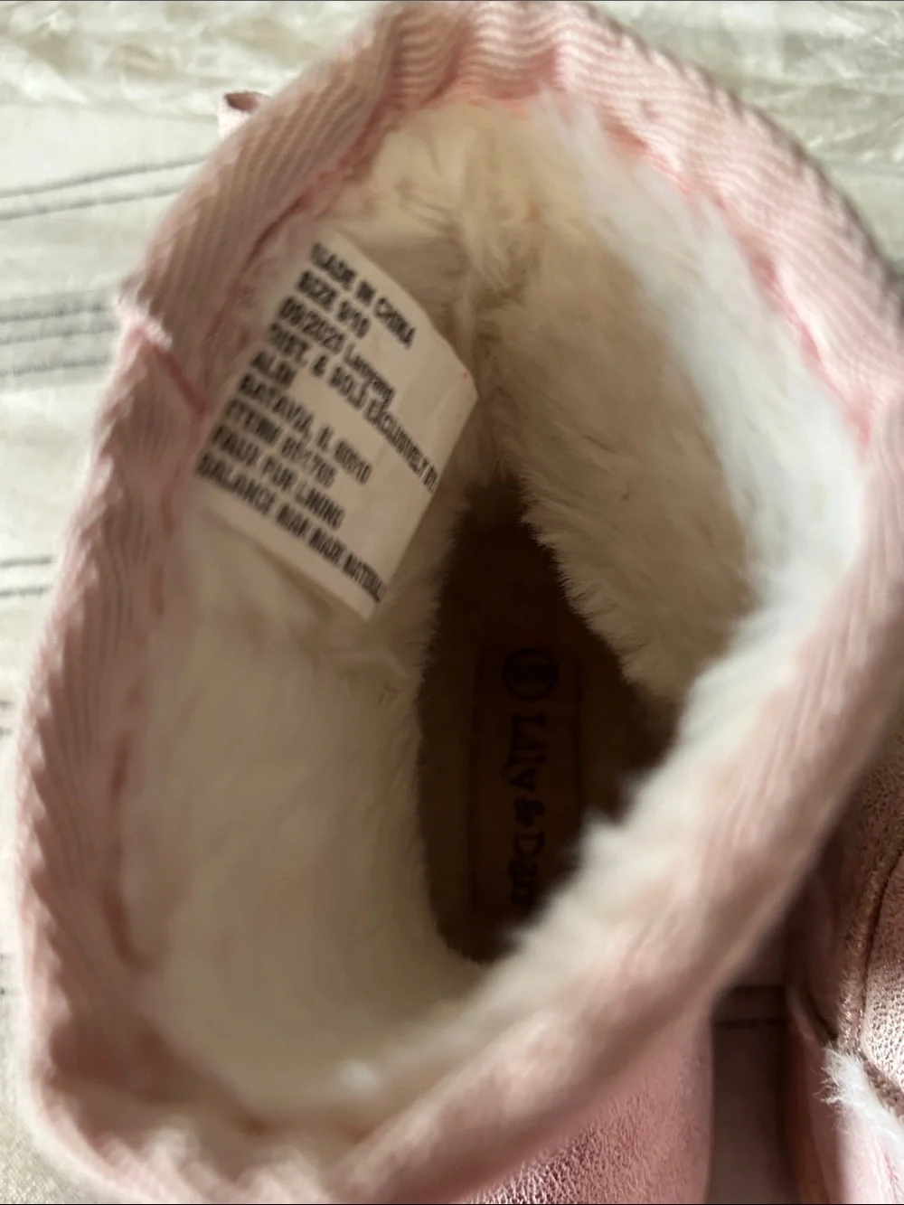 Lily & Dan Pink Suede Short Winter Boots with Bow 9/10